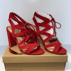 BRAND NEW, IN BOX mazie heels
